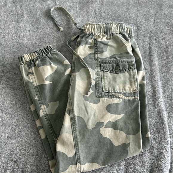 Camo cargos - Picture 1 of 5